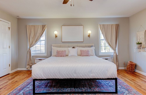 Candler House | NEW! The Meadow Lounge & Spa | 10 Mins to Downtown
