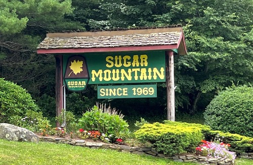 Sugar Mountain Cabin | New to VRBO Cozy Sugar Hill Cabin 2 min to the slopes
