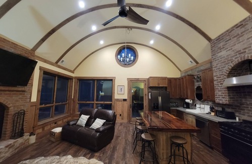 Elk Park Cottage | New Upscale Hobbit Retreat w/outdoor Kitchen on Elk River 4 miles to Banner Elk