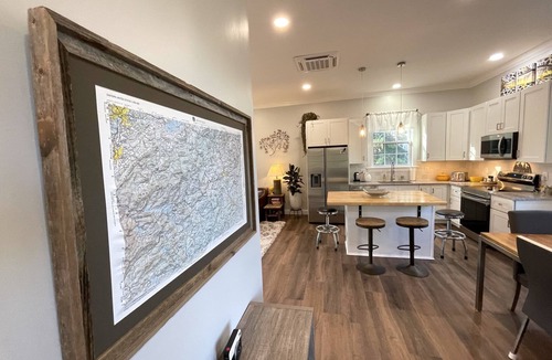 Brevard Ski Chalet | Newly built Luxury 3 bedroom Mountain Chalet in town - Hot tub and pet friendly!