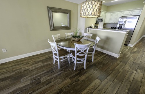 Ash Condo | Newly Remodeled 2BR-North Beach Resort,Great Pools
