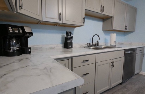 Manteo House | Newly Remodeled Grand Coastal Ranch, in the heart of Manteo, NC