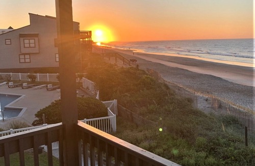 Sneads Ferry Condo | Newly Renovated 3 bed, 3 bath condo Beachfront Point Unit