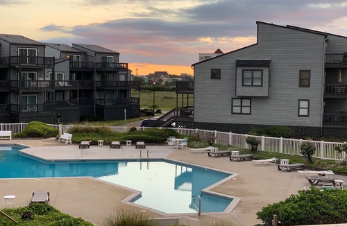 Sneads Ferry Condo | Newly Renovated 3 bed, 3 bath condo Beachfront Point Unit