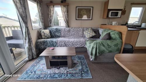 Llanbedrgoch House | Newydd nook