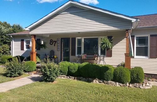 Taylorsville House | Nice retreat, in a quiet neighborhood in the Brushy Mountains!