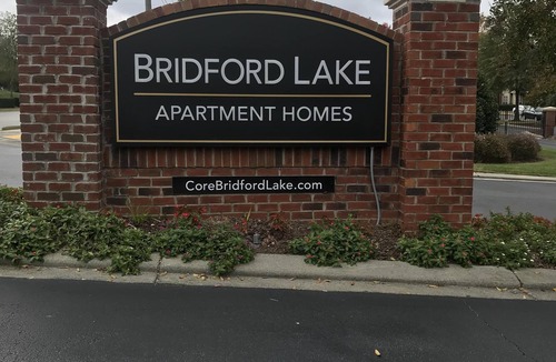 Greensboro Condo | Nice spacious spot in a nice quite area over looking a lake