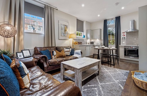 York House | No. 5 - Chestnut Cottage - Pass the Keys