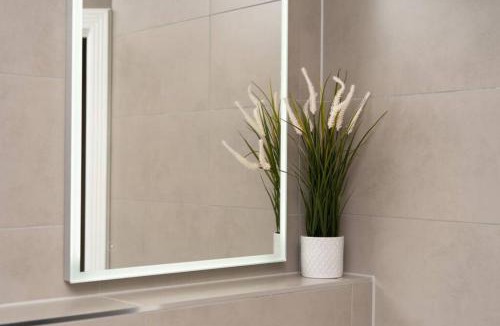 Poole Apartment | No Five Harbour Side