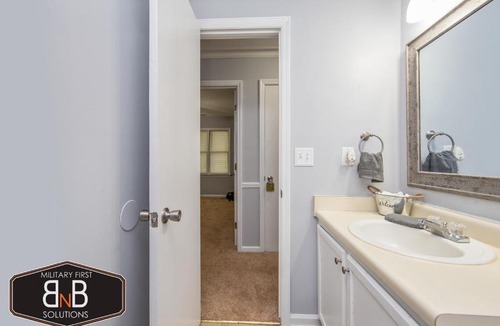 Fayetteville Apartment | No Place Like Homeplace!