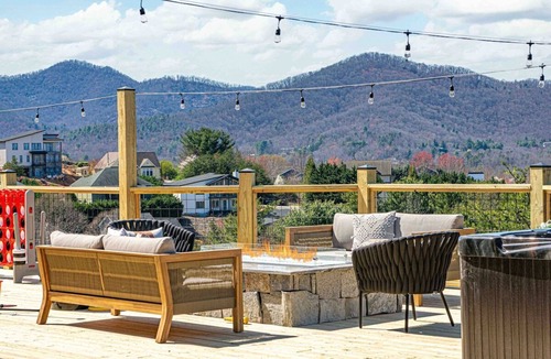 Asheville House | Norm’s Peak · Million Dollar VIEWS Amenities & Entertainment