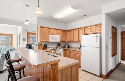 Manteo Condo | North Bay Retreat: Waterfront, Shared Pool, Fitness Center, Short Stays Anytime