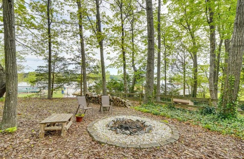 High Point House | North Carolina Retreat - Deck, Grills and Lake Views