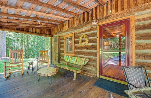 Dobson Cabin | North Carolina Wine Country Cabin w/Deck
