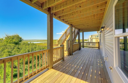 Sneads Ferry Cottage | North Topsail Getaway w/Panoramic Sound Views!