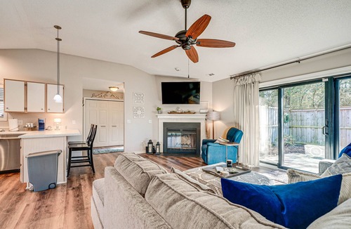 Ogden House | Northeast Wilmington Home ~ 5 Mi to Beach!