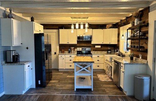 Maggie Valley House | Not damaged by Helene. Close to town, hot tub, motorcycle friendly