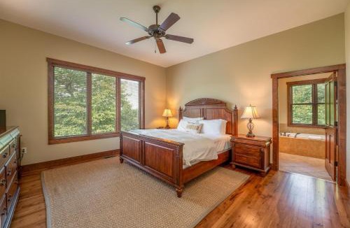 Pisgah Forest House | Oak Cottage in Sutton Knob