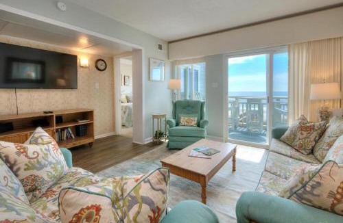 Caswell Beach House | Oak Island Beach Villa 202-Atlantic Breeze