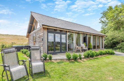 Newtown House | Oak View - Uk31280