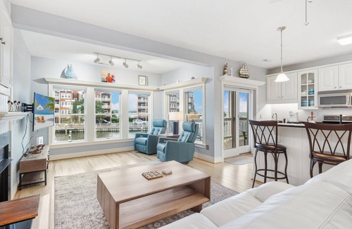 Manteo Condo | OBX Escape: Waterfront Condo Near Downtown