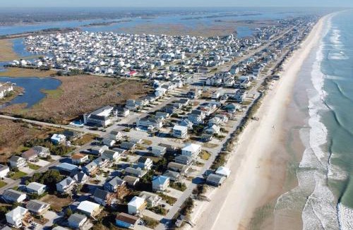 Surf City Apartment | Ocean and Sound Views at Shoreline Escape!