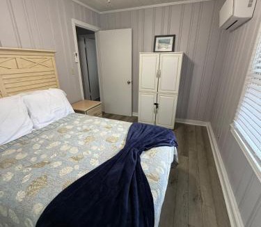 Windy Hill Apartment | Ocean Breeze ground floor, walk to beach ,pets ok
