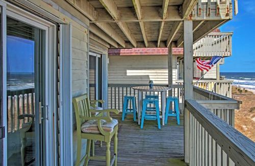 Kure Beach Apartment | Ocean Dunes Kure Beach Condo with Balcony and Pool
