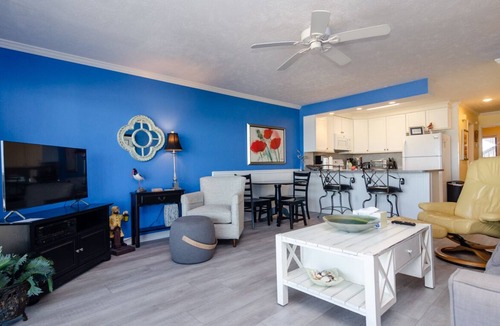 Wilmington Beach Condo | Ocean Front 2 Bedroom in Sea Colony