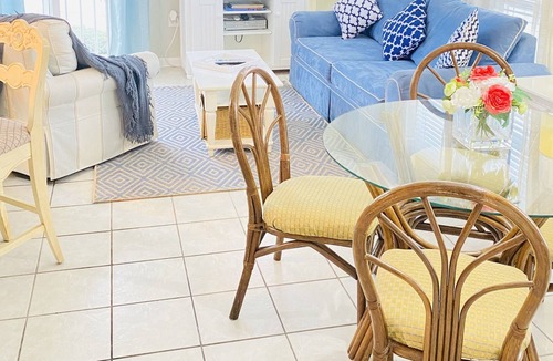 McCutcheon Field Condo | Ocean Paradise-Beach Views in perfect location