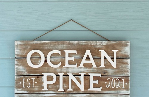 Shallotte House | Ocean Pine Beach Cottage Pet friendly Fully Fenced Yard