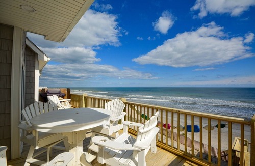 North Topsail Beach House | "Ocean Song" Oceanfront 5 bedroom Home
