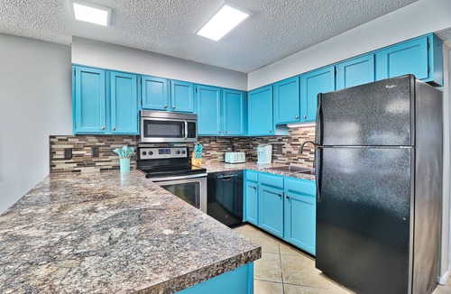 Ash Condo | Oceanfront 2 bedroom 2 bath at Xanadu in N. MB