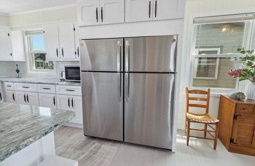 Frisco House | Oceanfront 4BR/3BA with Epic Views – Stay at Beach Please on Hatteras Island