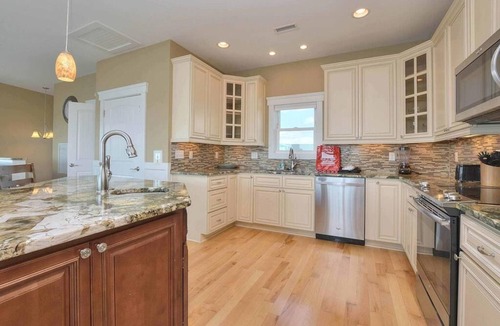 Yaupon Beach House | Oceanfront, 5 Bdrm/4.5 Bath/Sleeps 12-Walk to Pier!Breathtaking Views!