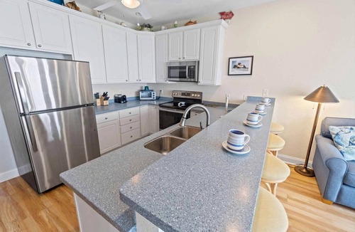 Hatteras Condo | Oceanfront Condo w/Private Balcony, Resort Pool, Hot Tub, Elevator, Clubhouse
