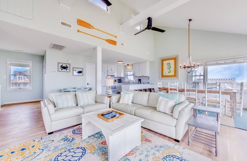 Rodanthe House | Oceanfront Dog Friendly Home in Waves w/Private Pool, Hot Tub, Tiki Bar, Grill