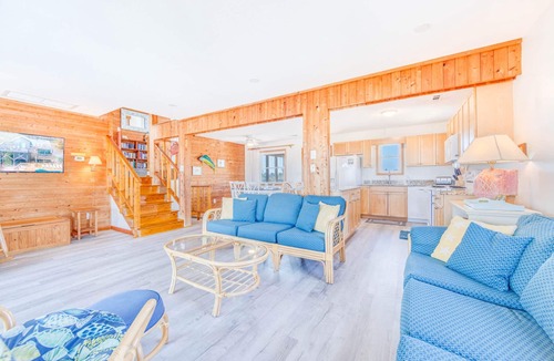 Avon House | Oceanfront Dog Friendly Home w/Saltwater Pool, Hot Tub, Cabana, and Tiki Bar