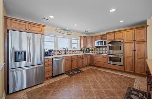Ocean City Beach House | Oceanfront Home In North Topsail Beach, NC - Hot Tub