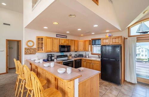 Salvo House | Oceanfront home in Salvo w/Private Pool & Game Room