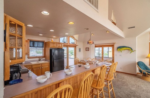 Salvo House | Oceanfront home in Salvo w/Private Pool & Game Room