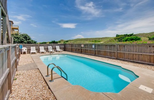 Waves House | Oceanfront Home in Waves w/Private Pool, Hot Tub, Game Room. Total Seaduction.