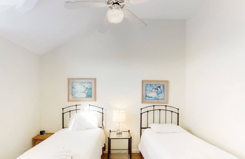 Ocean Hill House | Oceanfront house with home theatre & rec room with pool table