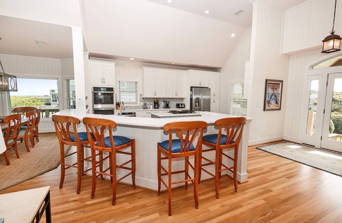 Southern Shores House | OCEANFRONT, Ocean Views, Private Pool, Hot Tub, SS10, The Russell Cottage