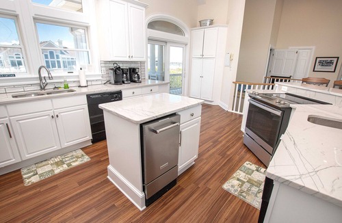 Pine Island House | OCEANFRONT, Ocean Views, ELEV, Pool, Pool Table, Priv Beach Access, PI187, Right On The Beach