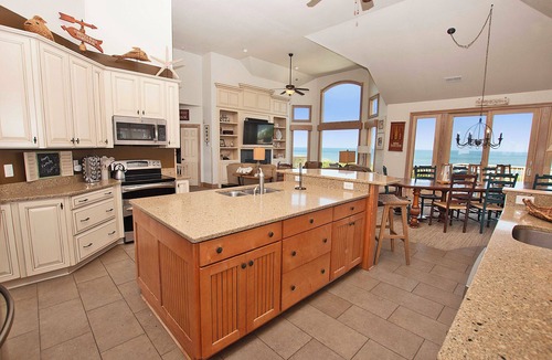 Pine Island House | OCEANFRONT, Ocean Views, Private Pool, Private Beach Access, Foosball, PI76, Life of Reilly