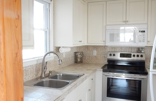 Rodanthe House | Oceanfront Pet Friendly, 4BR 3.5 BA luggage/baggage lift spectacular views