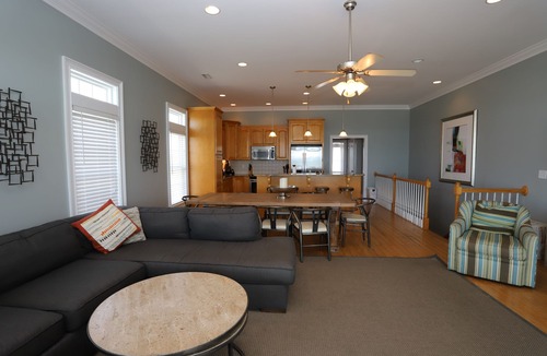 Surf City House | Oceanfront, Pool, Early Check-In, Elevator, Walk to Grocery, Dining