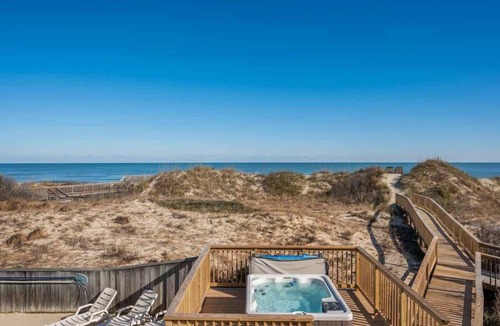 Corolla House | Oceanfront | Pool & Hot Tub | Game Room