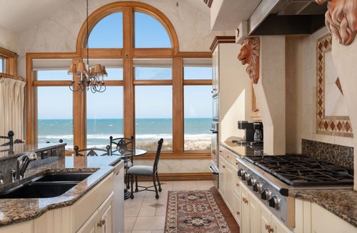 Pine Island House | OCEANFRONT, Priv Pool, Priv beach access, Rec Rm, PI255, Dolphina